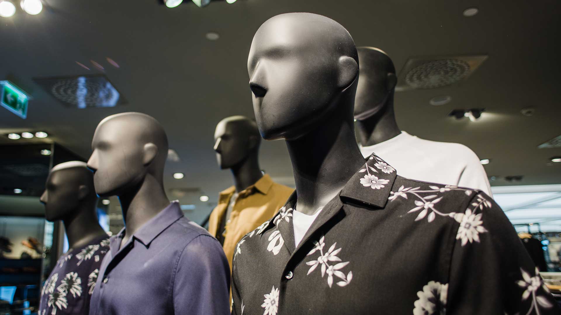 Venta de maniquies y vitrinas para negocios y tiendas de ropa, Minatitlán, Coatzacoalcos y Cosoleacaque